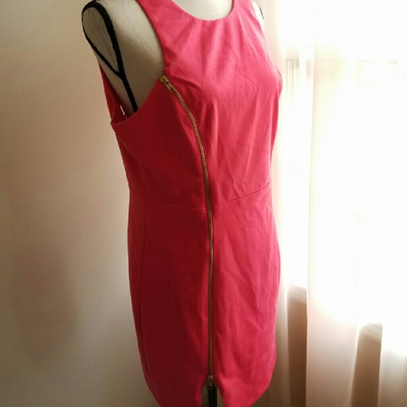 Pink sexy back lace dress - Picture 2 of 4