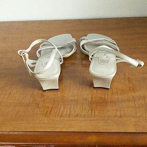 Shoes - Picture 2 of 2