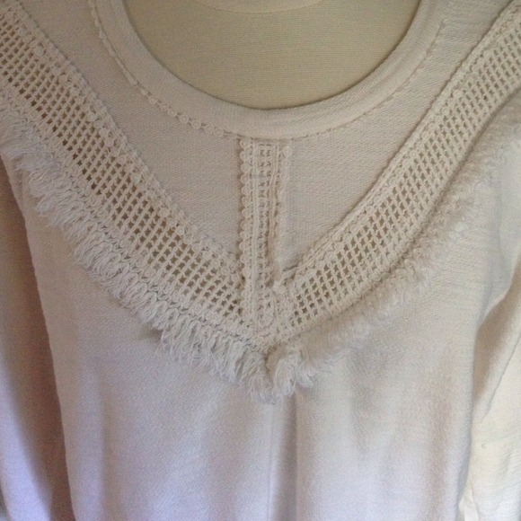 White knit top - Picture 2 of 3