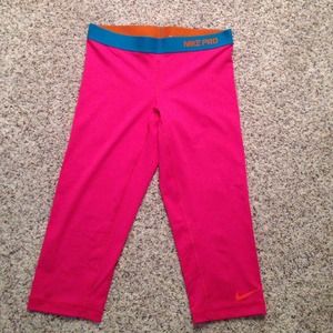 Nike Pro leggings
