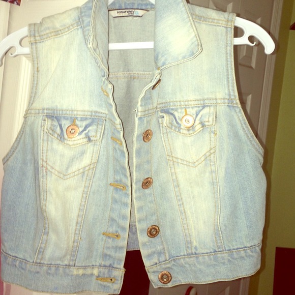 Washed out light blue jean jacket.
