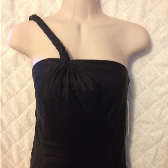 Elie Tahari Dresses & Skirts - Elie Tahari Silk Black Dress 8