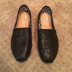 TOMS black glitter classics