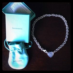 Tiffany &Co necklace sterling silver