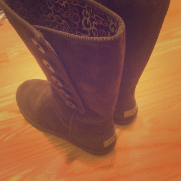 ❌No longer available❌Size 6 UGG boots