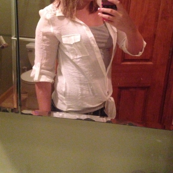 Cute white top