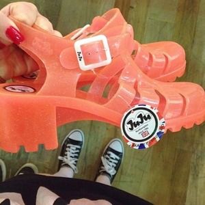 JUJU JELLY SANDALS