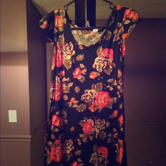 H&M long floral top with blouses sleeves