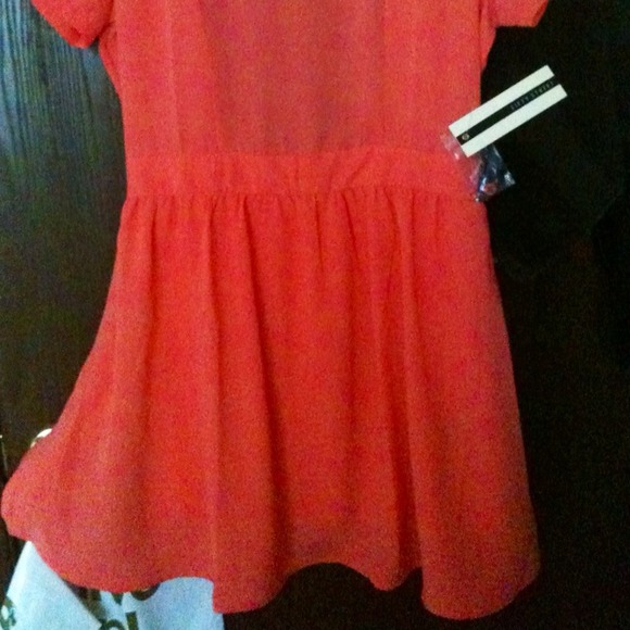 🎀Lovely pink/salmon open back dress🎀 - Picture 3 of 4