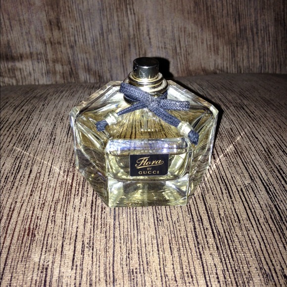 Flora by Gucci 2.5 fl oz
