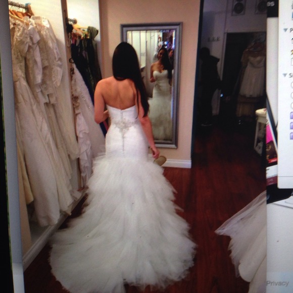 WEDDING DRESS-BRAND NEW