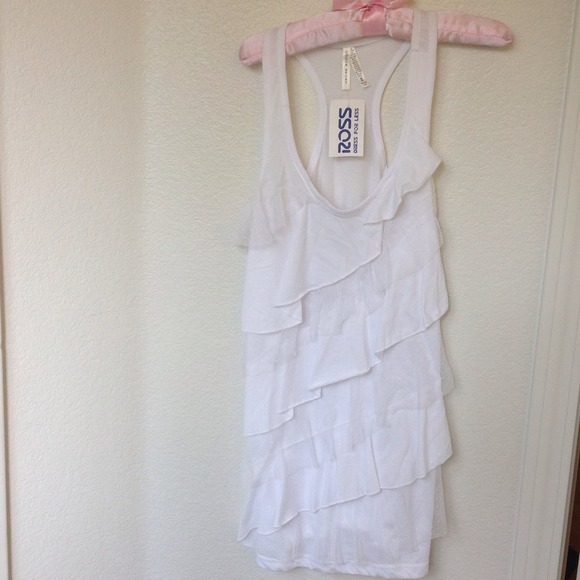 Ruffled Top