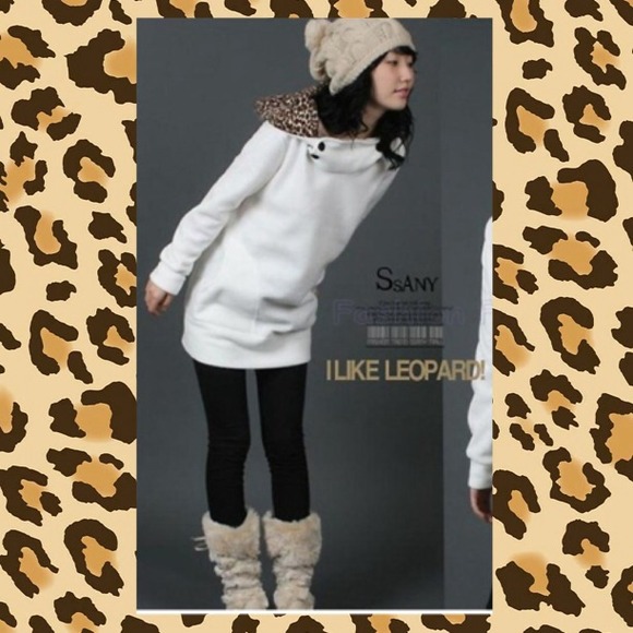 🆕 listing Women's Leopard pullover