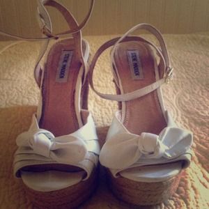 STEVE MADDEN Wedges