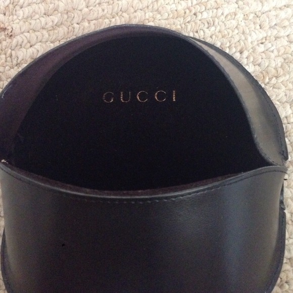 Sunglasses - Picture 3 of 4