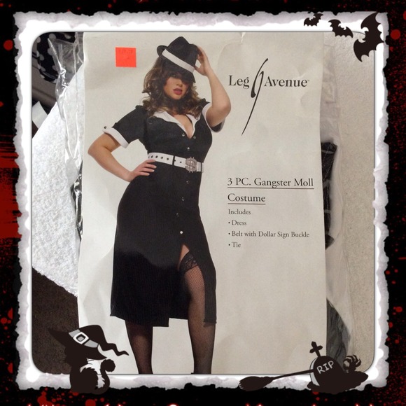 TODAY ONLY! Price reduced! HALLOWEEN COSTUME- 3 pm