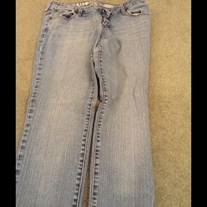 Bullhead Hermosa super skinny size 13 regular NEW!
