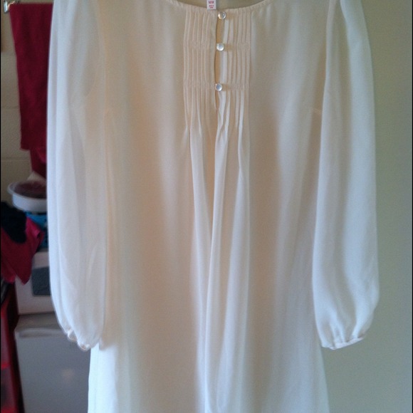 White Chiffon Long-sleeve Dress