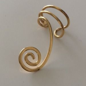 Unique ear cuff