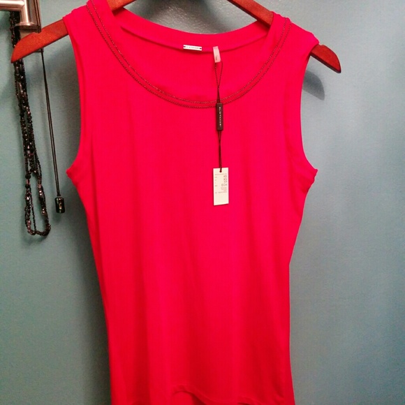 Brand new! Tags! Never worn elie tahari tank top.
