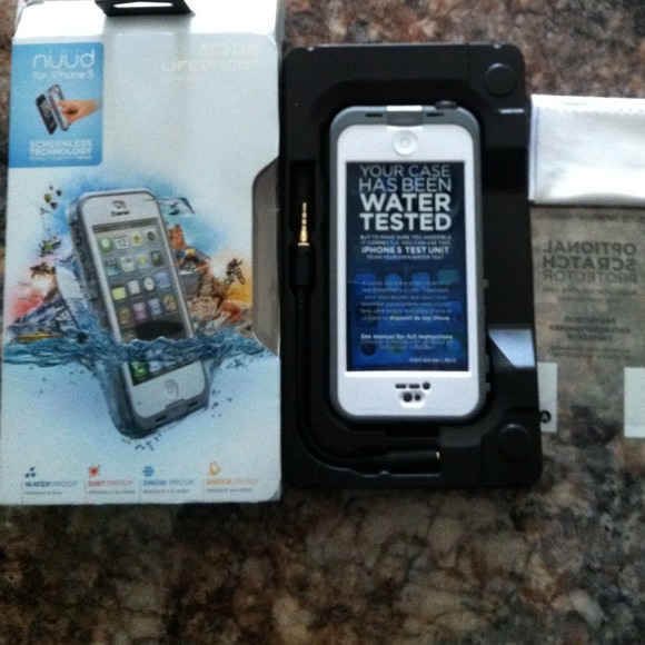 Nuud case for iPhone 5