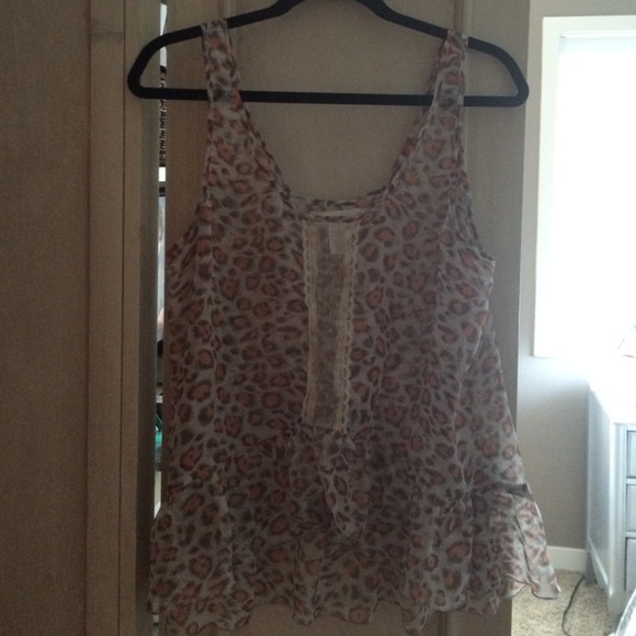 Fun, high- low tank. pink/brown/cream animal print