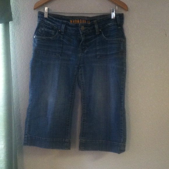 HYDRAULIC BERMUDAS