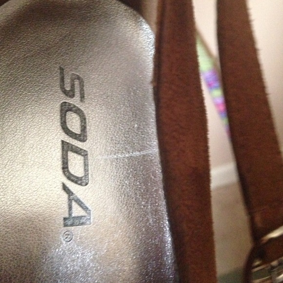 Cashew Wedges - Picture 2 of 3