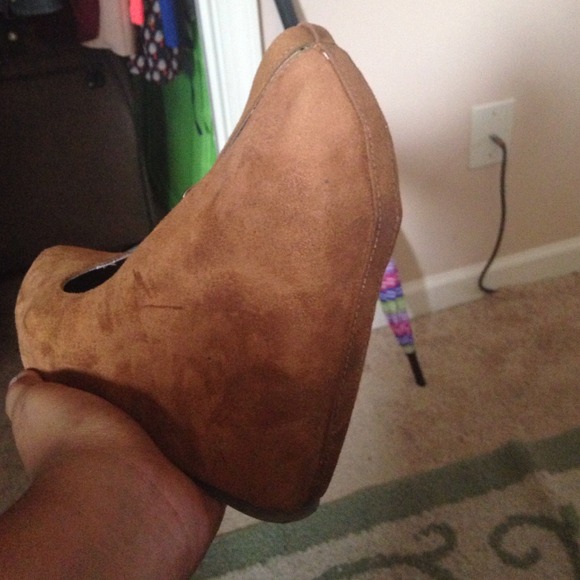 Cashew Wedges - Picture 3 of 3