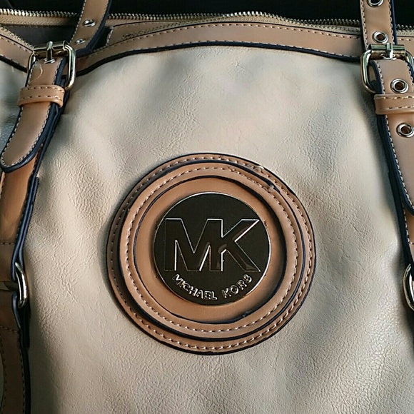 Brand New Michael kors big bag!