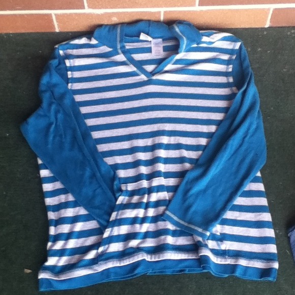 💕Blue and grey striped hoodie.💕
