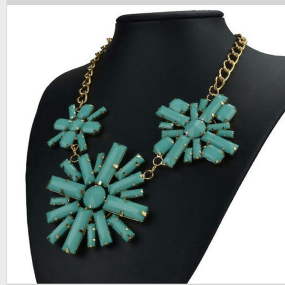 SOLDBUNDLE****Assymetrical Necklace - Picture 2 of 2