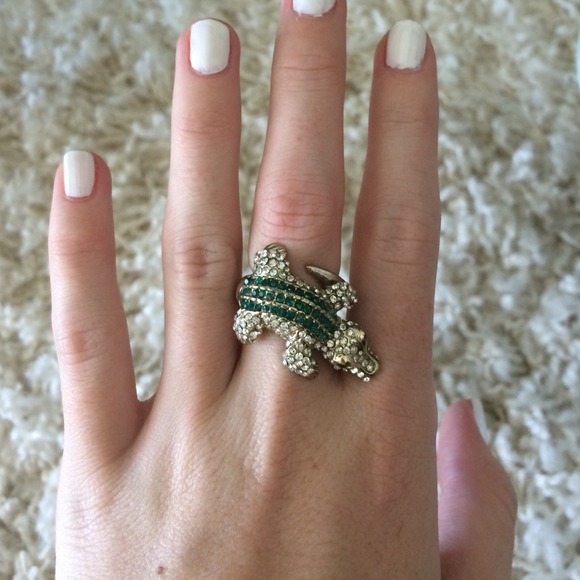 Alligator rhinestone ring