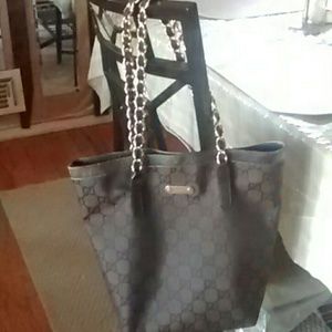 Gucci tote(authentic)