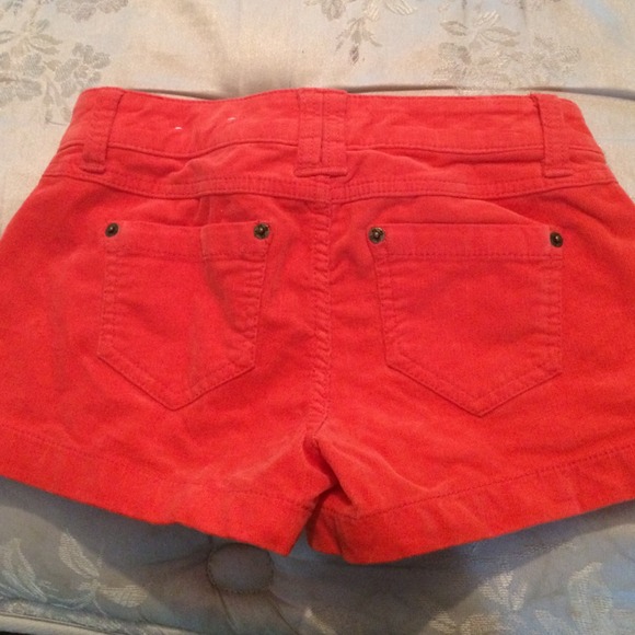 Shorts - Picture 2 of 2
