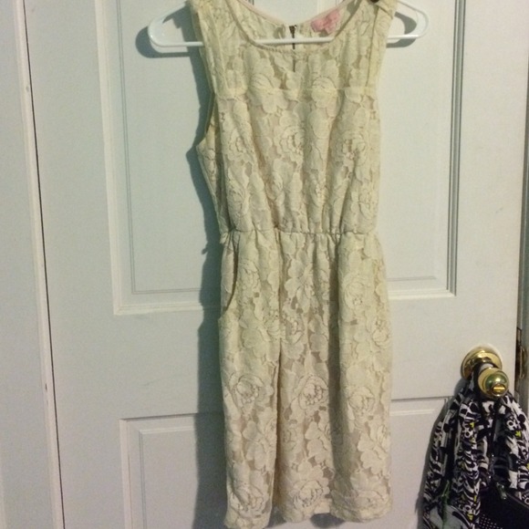 lace dress