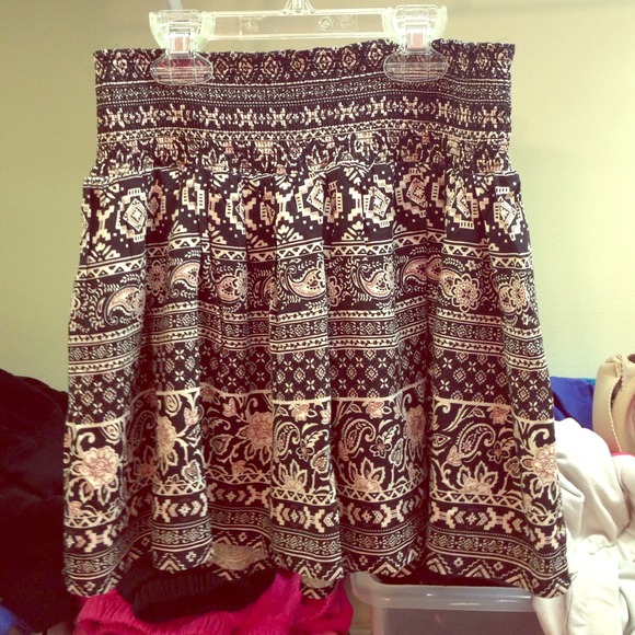 Mini skirt / tribal
