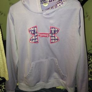 A under armour sweatshirt