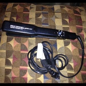 Paul Mitchell Express Ion Smooth Flat Iron