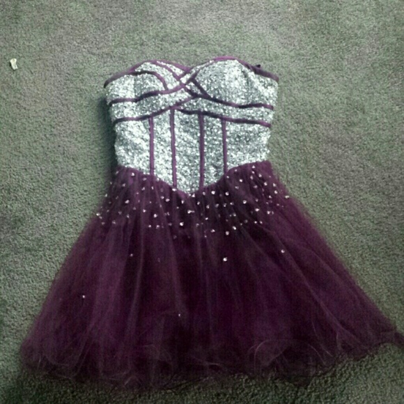 Dark purple short prom/homecoming dress!