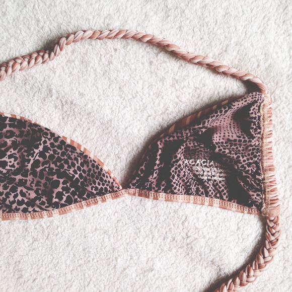 Acacia top❌SOLD❌ - Picture 2 of 3