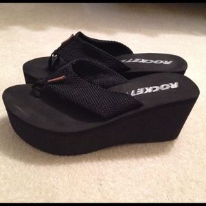 Black platform sandals!