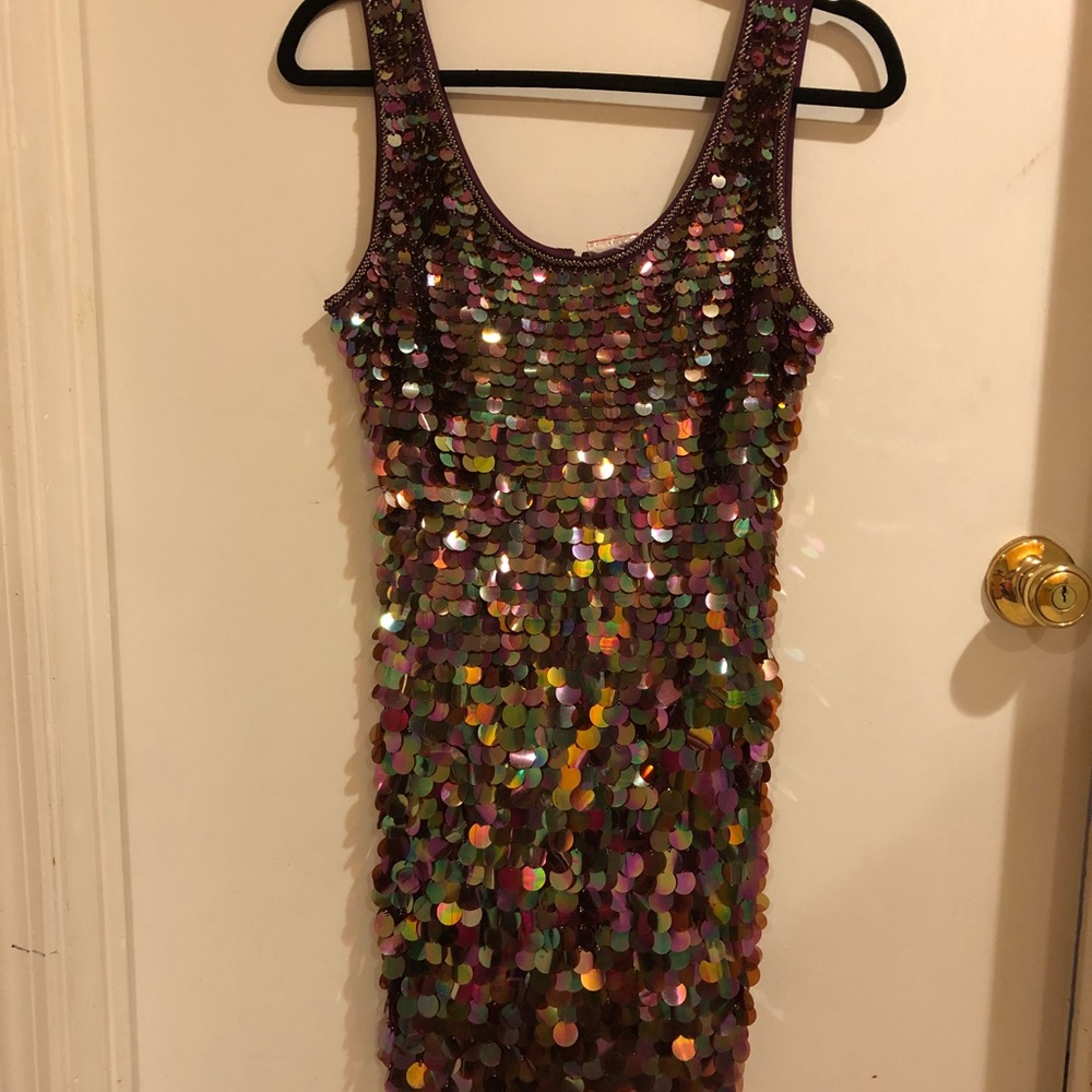 Shimmer Decal Dress - Picture 5 of 5