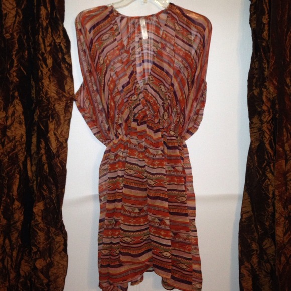 Great dress for fall !!!! Warm colors & comfy too!