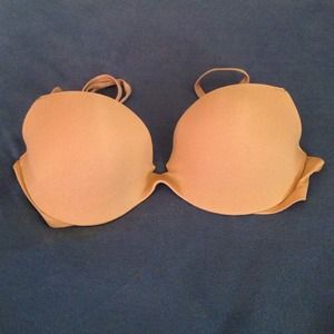 Victoria's Secret very sexy padded Demi bra