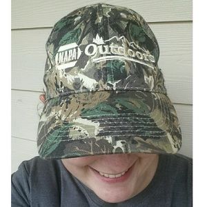 *Free if Bundled!* Camo Napa NWOT baseball cap