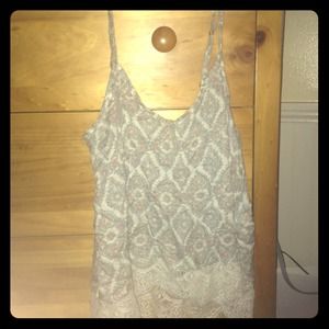 Abercrombie tank top with pattern and trim