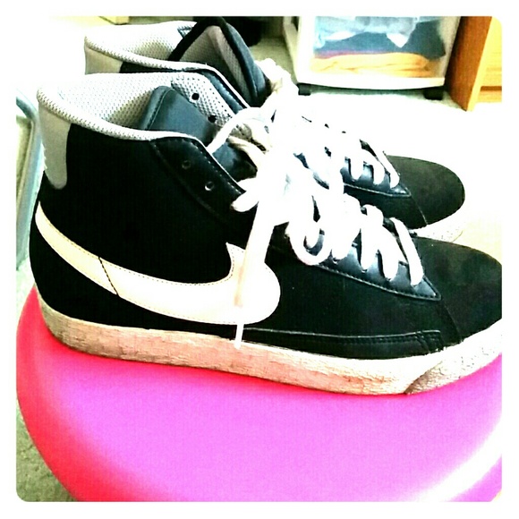High top black Nike sneakers