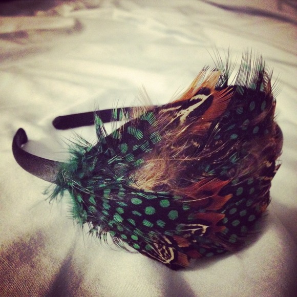 Beautiful Feather Headband