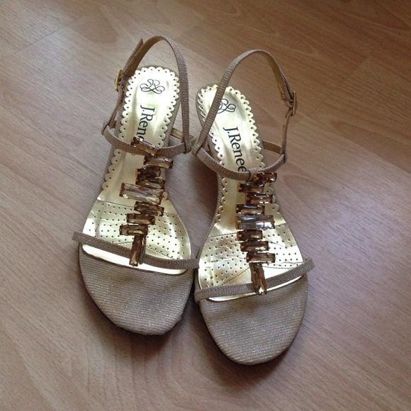 Alia Gold Glimmer shoes